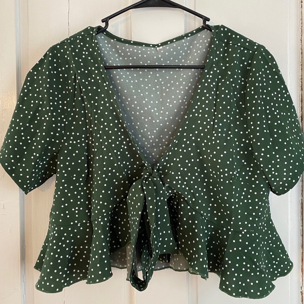 Green Spotted Tie Front Top // NWOT